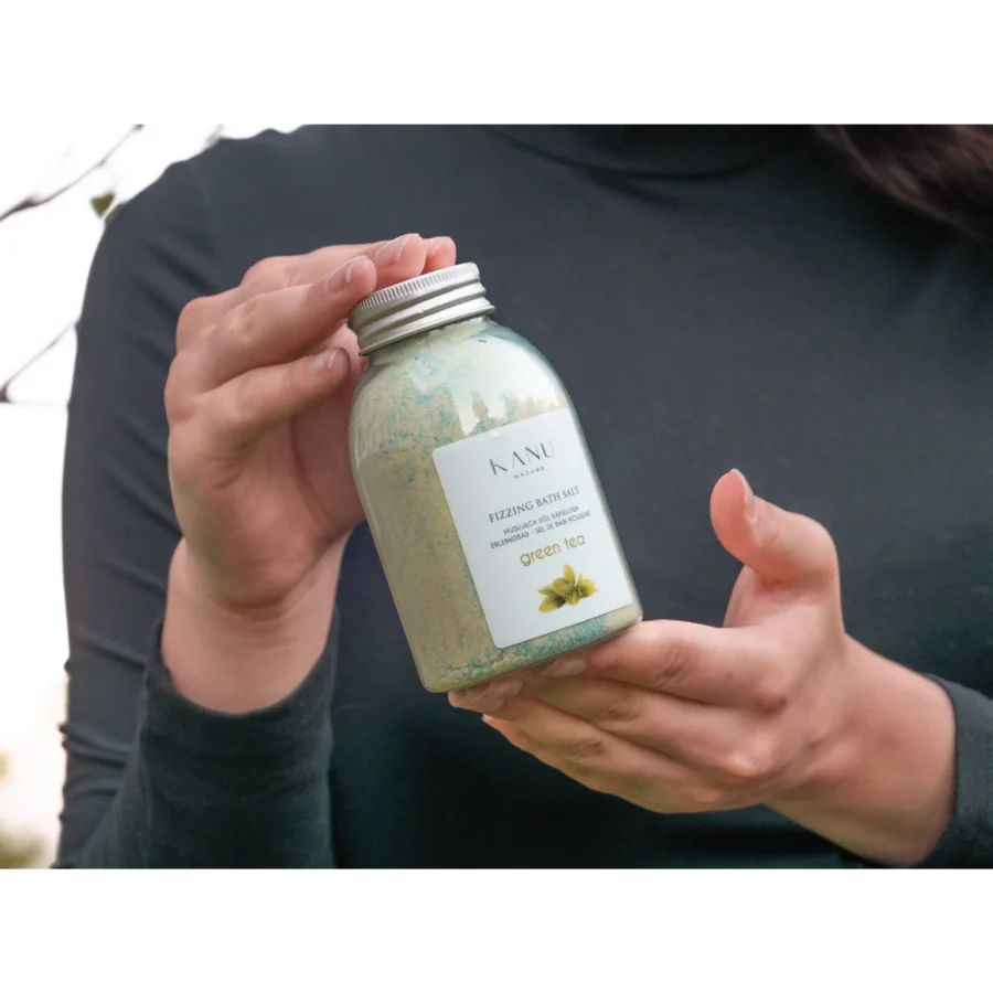 Kanu-nature_sumiva-sol-do-kupela_zeleny-caj